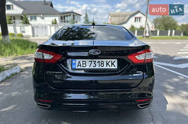Седан Ford Fusion 2015 в 