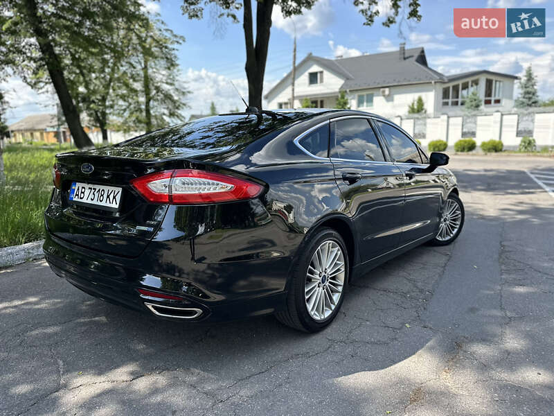 Седан Ford Fusion 2015 в Виннице