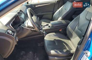 Седан Ford Fusion 2020 в 