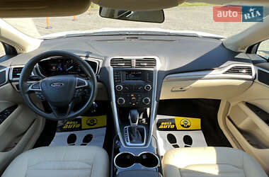 Седан Ford Fusion 2014 в 