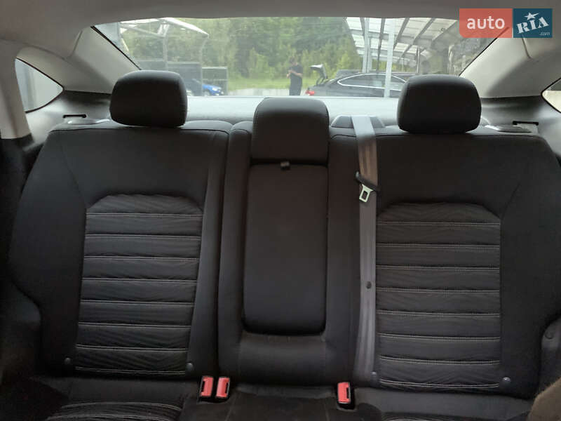 Седан Ford Fusion 2015 в Городку