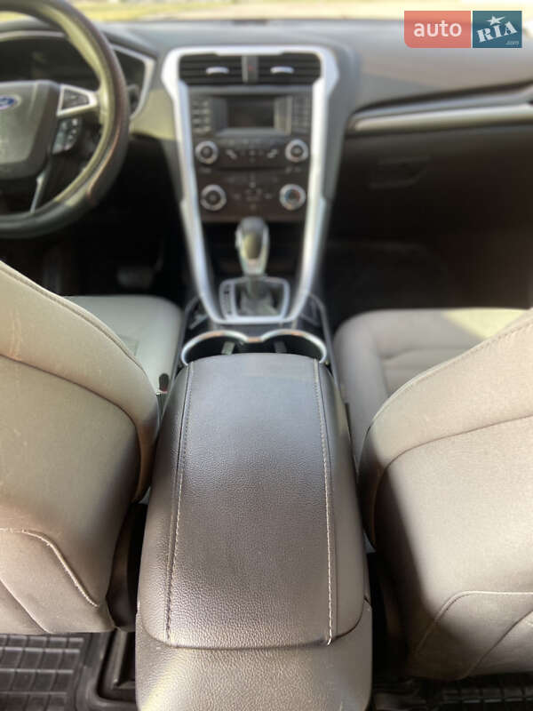 Седан Ford Fusion 2014 в Миколаєві