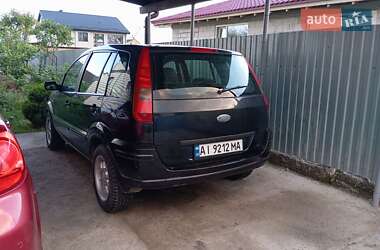 Хэтчбек Ford Fusion 2005 в 