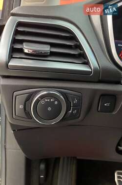 Седан Ford Fusion 2015 в 