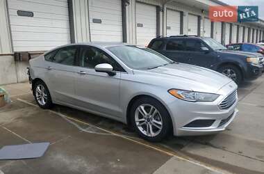 Седан Ford Fusion 2018 в 