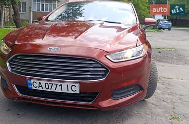 Седан Ford Fusion 2013 в 