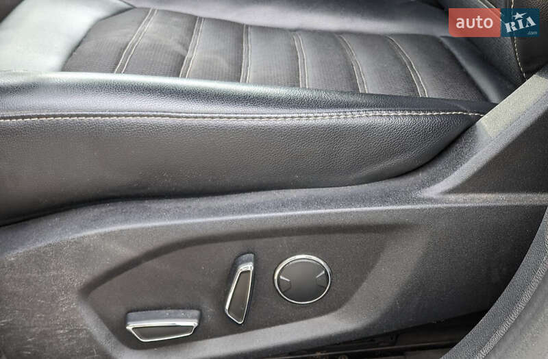 Седан Ford Fusion 2017 в Івано-Франківську