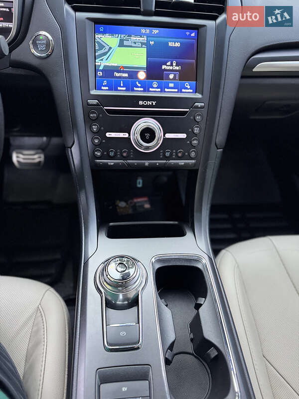 Седан Ford Fusion 2017 в Полтаві