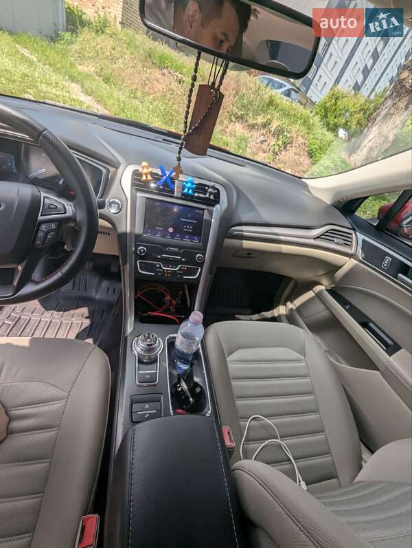 Седан Ford Fusion 2019 в Ирпене