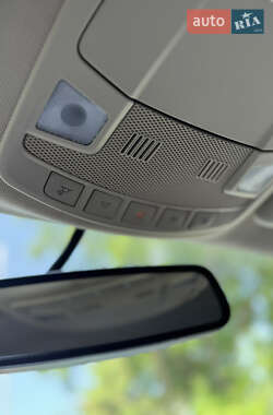 Седан Ford Fusion 2013 в 