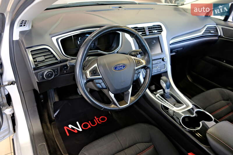 Седан Ford Fusion 2016 в Одессе