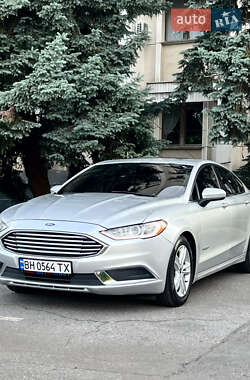 Седан Ford Fusion 2017 в 