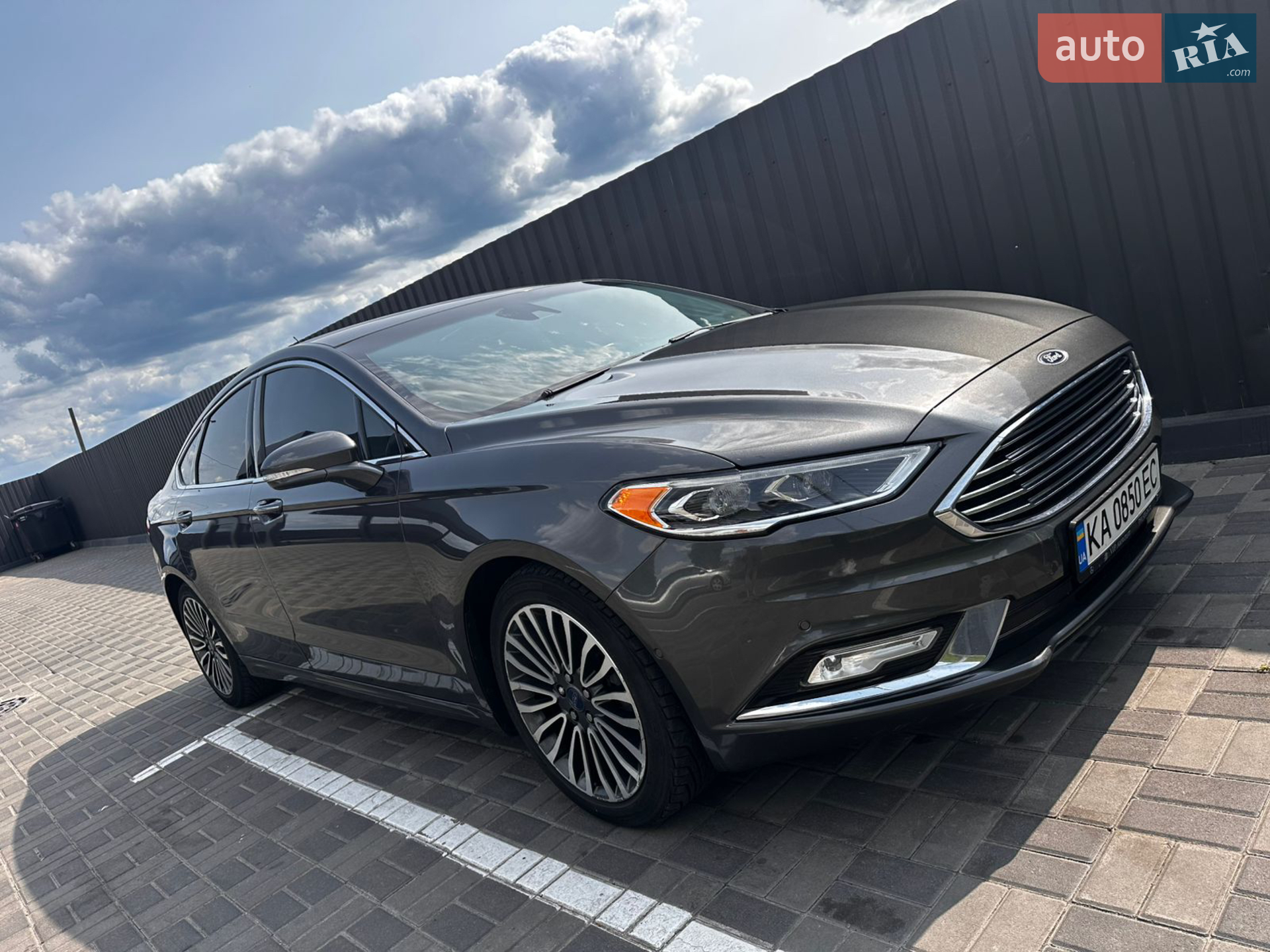 2016 Ford Fusion - мініатюра 32