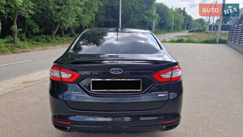 Седан Ford Fusion 2014 в Львове