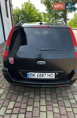 Хэтчбек Ford Fusion 2003 в 