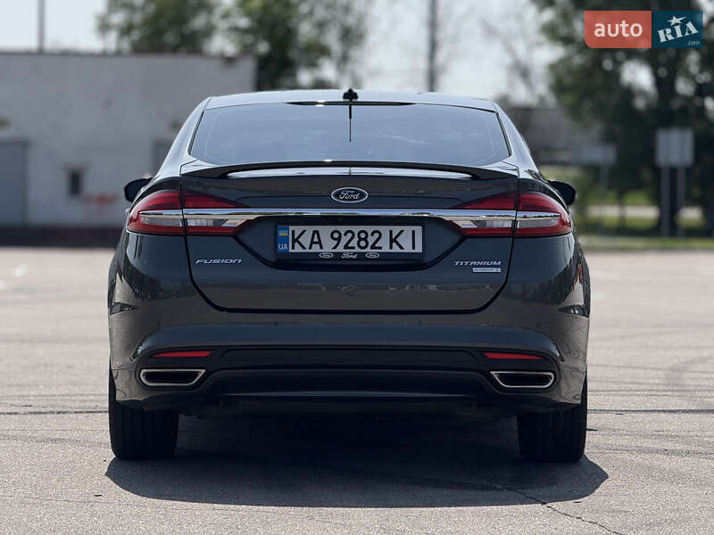 Седан Ford Fusion 2016 в Киеве