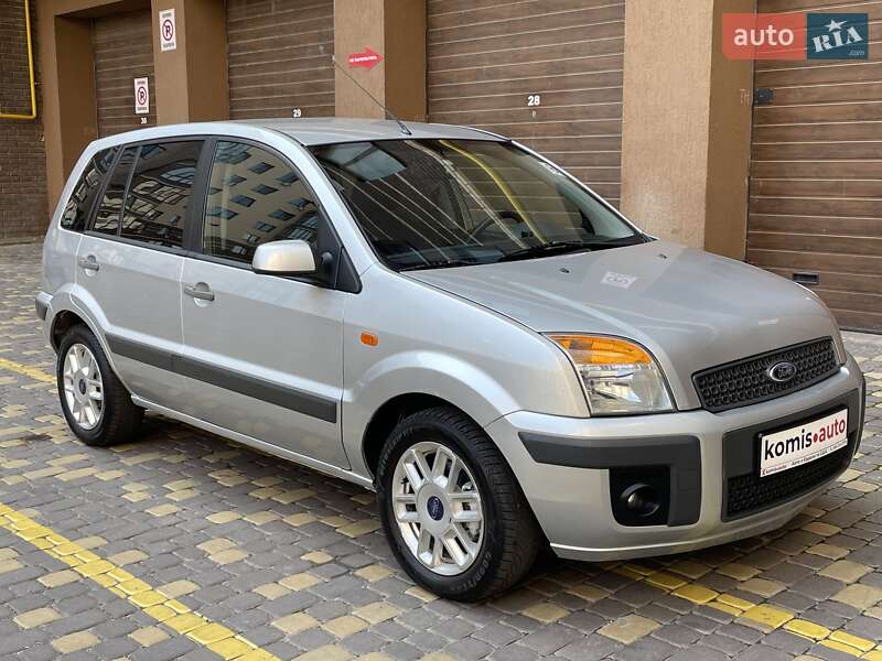 Хэтчбек Ford Fusion 2008 в Виннице