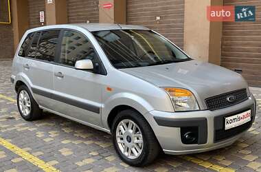 Хетчбек Ford Fusion 2008 в 