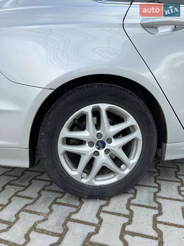 Седан Ford Fusion 2015 в Могилев-Подольске