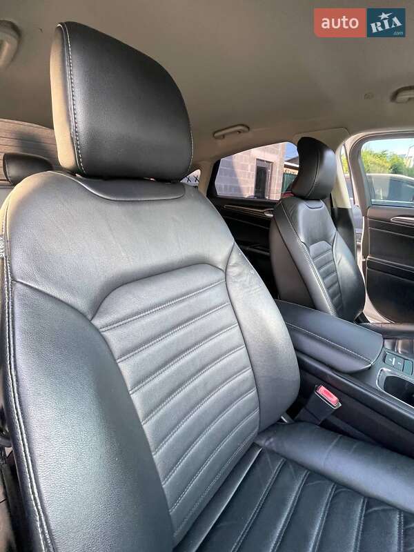 Седан Ford Fusion 2016 в Каменец-Подольском