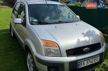 Хэтчбек Ford Fusion 2006 в 