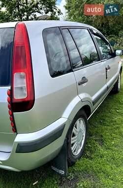 Хэтчбек Ford Fusion 2006 в 
