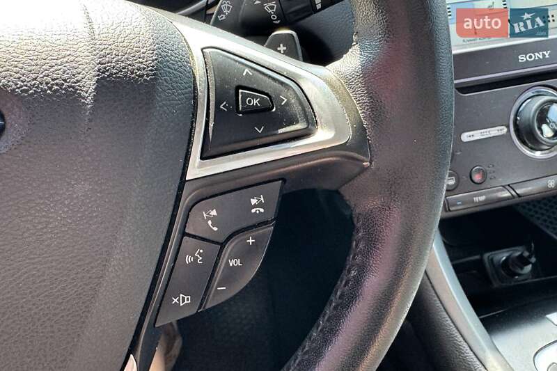 Седан Ford Fusion 2016 в Киеве
