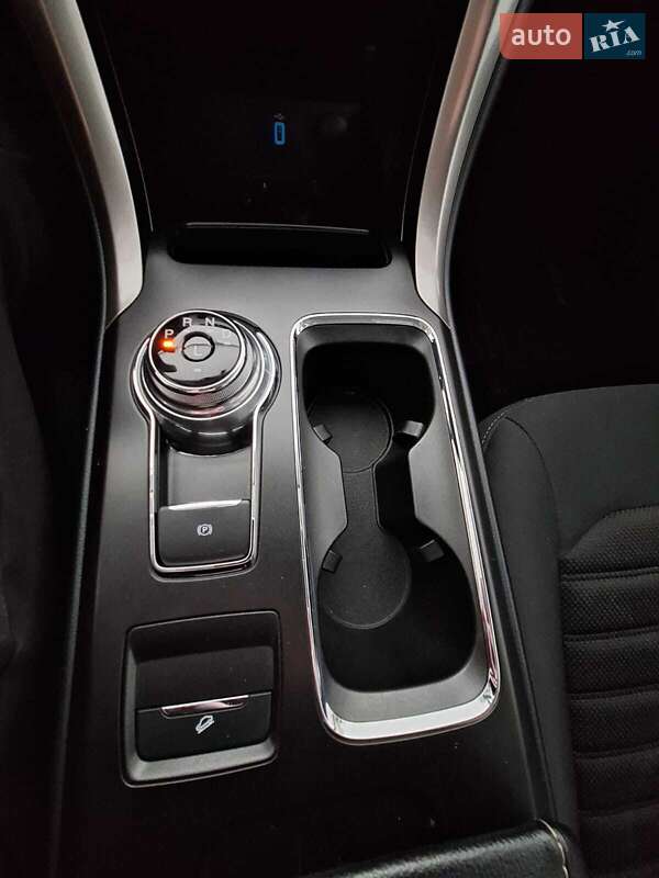 Седан Ford Fusion 2018 в Киеве