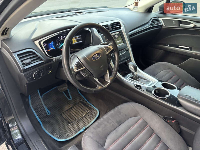 Седан Ford Fusion 2013 в Николаеве