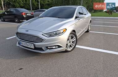 Седан Ford Fusion 2016 в 