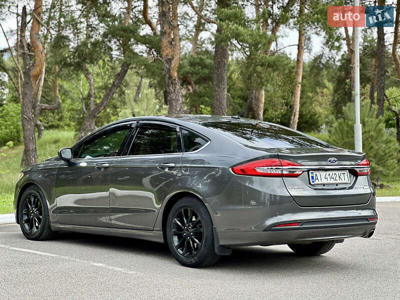 Седан Ford Fusion 2016 в Києві