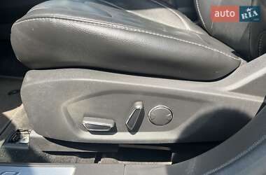 Седан Ford Fusion 2013 в 