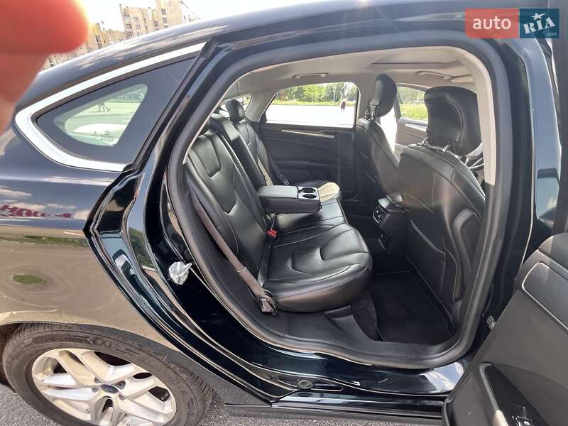 Седан Ford Fusion 2013 в Киеве фото 36 Седан Ford Fusion 2013 в Киеве