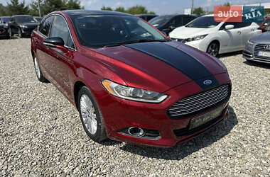Седан Ford Fusion 2016 в 