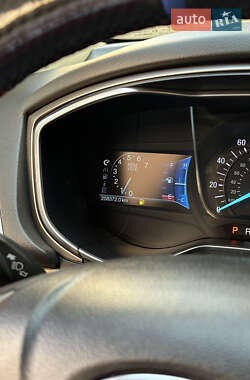Седан Ford Fusion 2014 в 