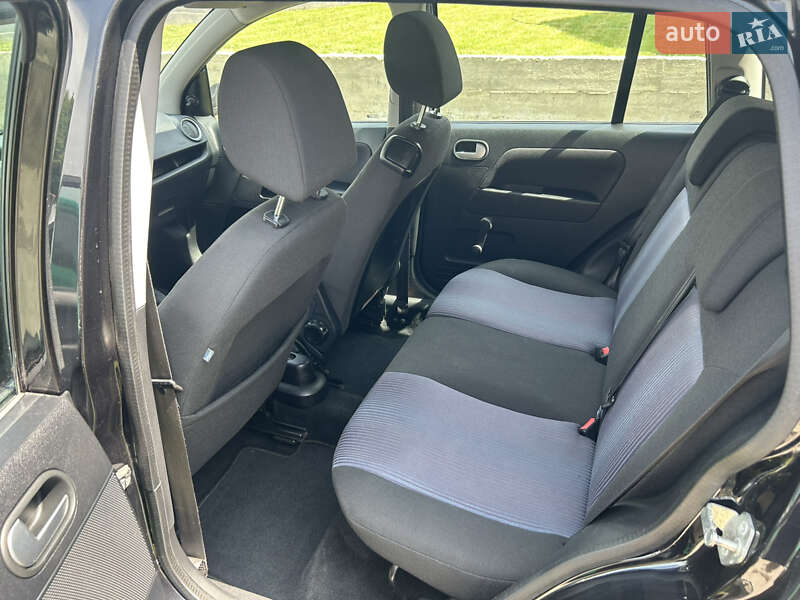 Хэтчбек Ford Fusion 2007 в Ровно фото 11 Хэтчбек Ford Fusion 2007 в Ровно