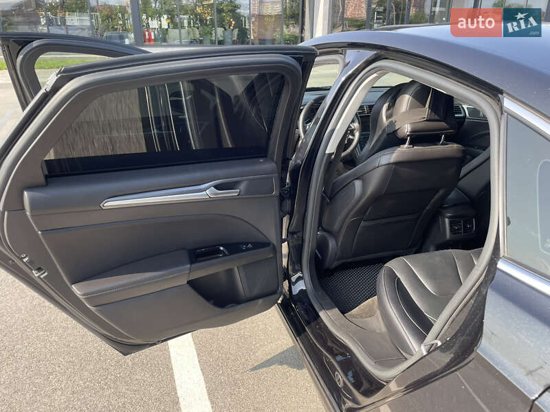 Седан Ford Fusion 2015 в Киеве