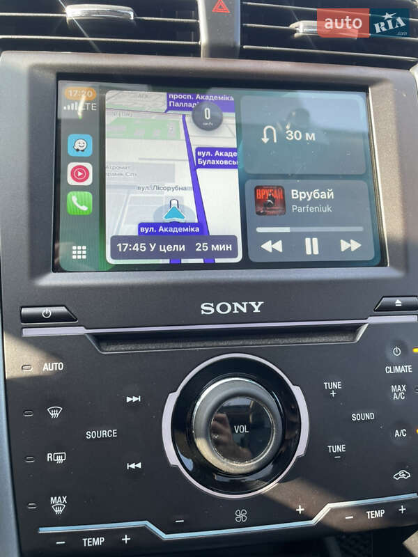 Седан Ford Fusion 2015 в Киеве