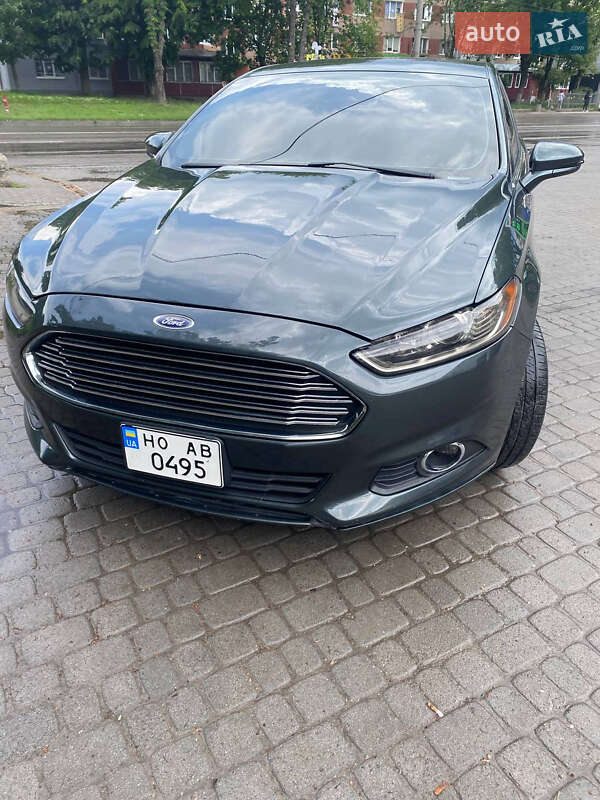 Седан Ford Fusion 2015 в Тернополе
