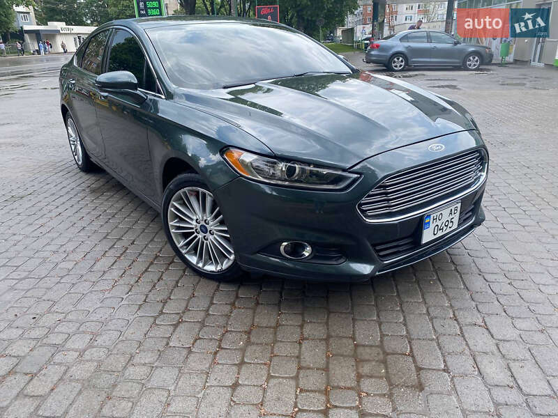 Седан Ford Fusion 2015 в Тернополе