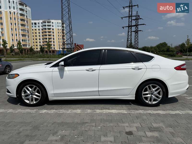Седан Ford Fusion 2012 в Ирпене