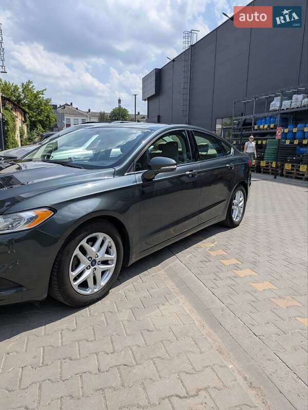 Седан Ford Fusion 2014 в Житомире