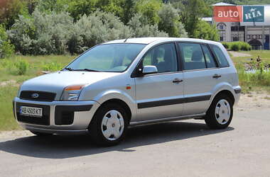 Хэтчбек Ford Fusion 2008 в 