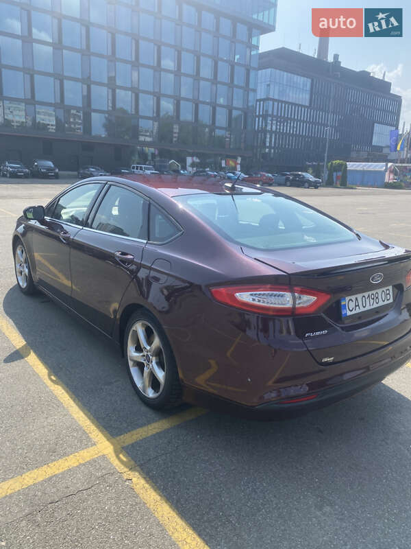 Седан Ford Fusion 2013 в Киеве