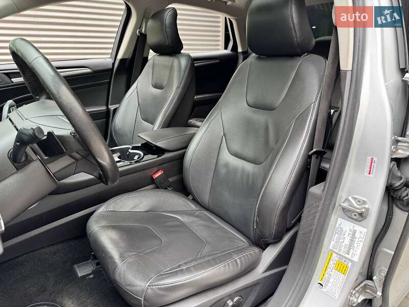 Седан Ford Fusion 2015 в Києві
