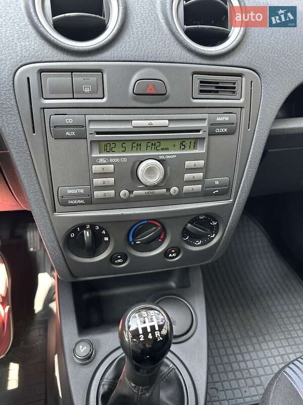 Хэтчбек Ford Fusion 2007 в Киеве
