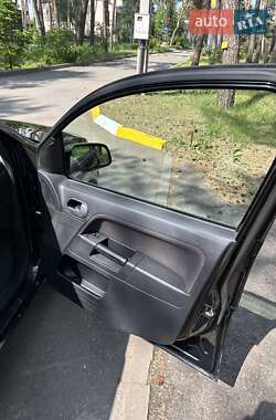Хэтчбек Ford Fusion 2007 в 