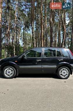 Хэтчбек Ford Fusion 2007 в 