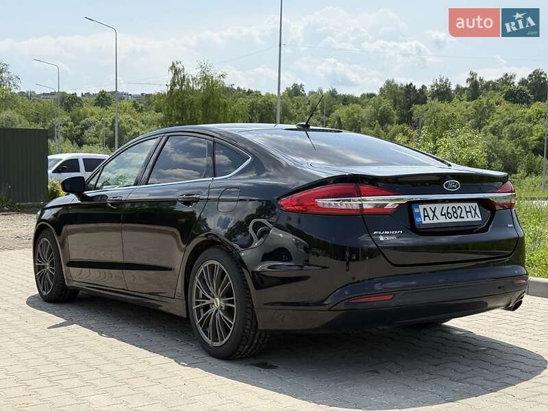 Седан Ford Fusion 2017 в Львове