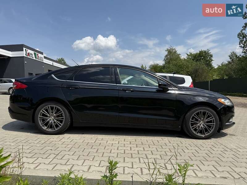 Седан Ford Fusion 2017 в Львове
